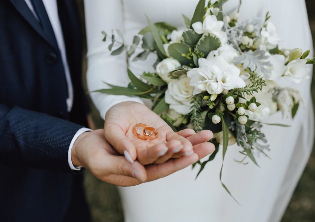 Wedding Bands Guide To Buy Gold Wedding Bands & Engagement Rings