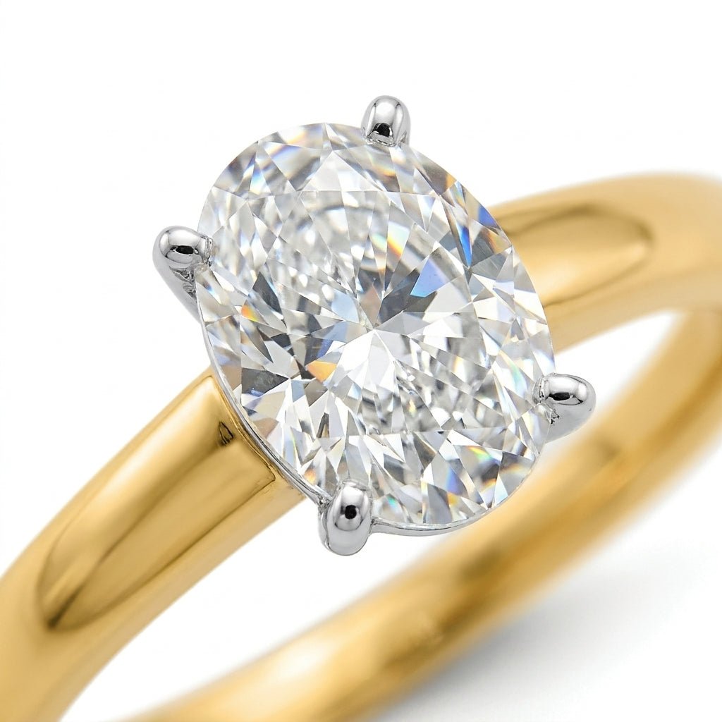 SOL-050O-0LD Oval solitaire engagement ring macro-sparkle