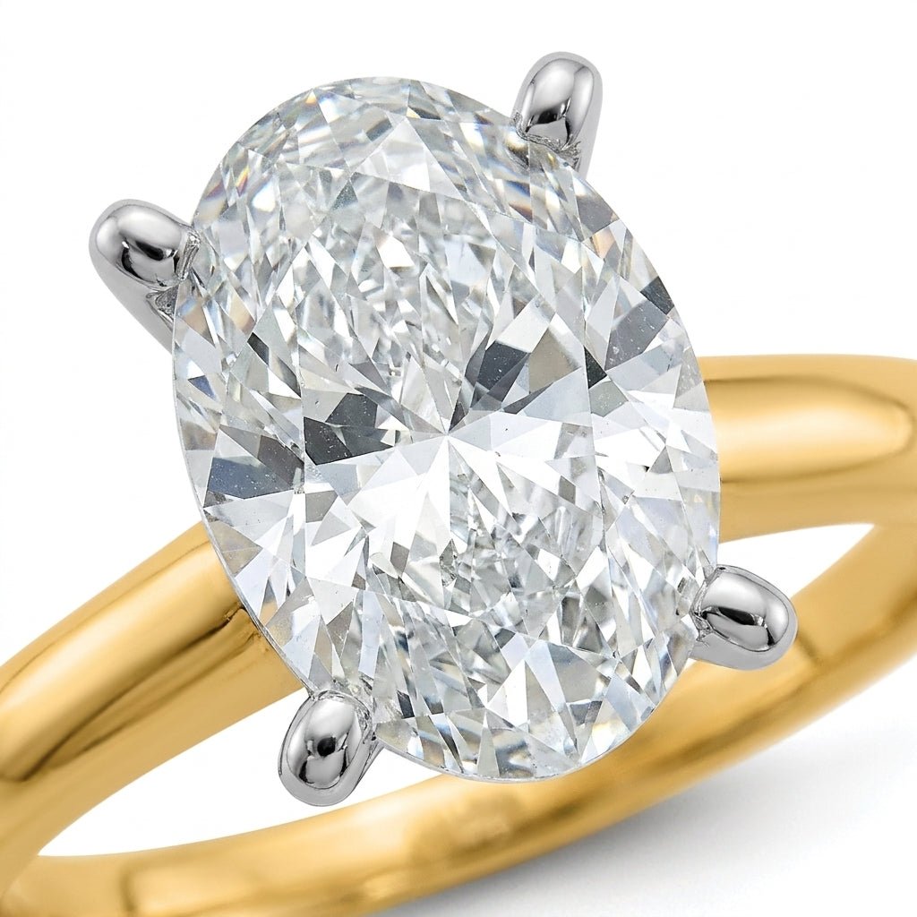 SOL-250O-0LD Oval solitaire engagement ring macro-sparkle