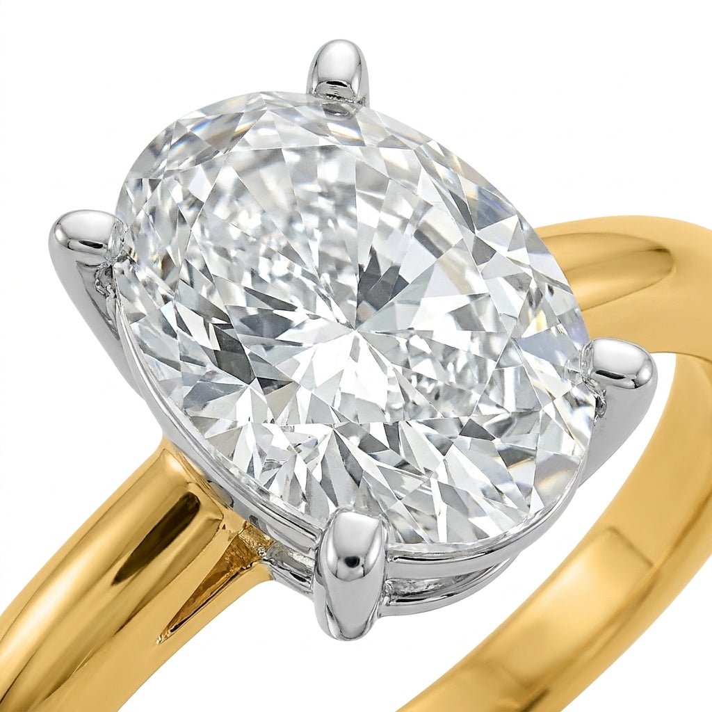 SOL-100O-0LD Oval solitaire engagement ring macro-sparkle