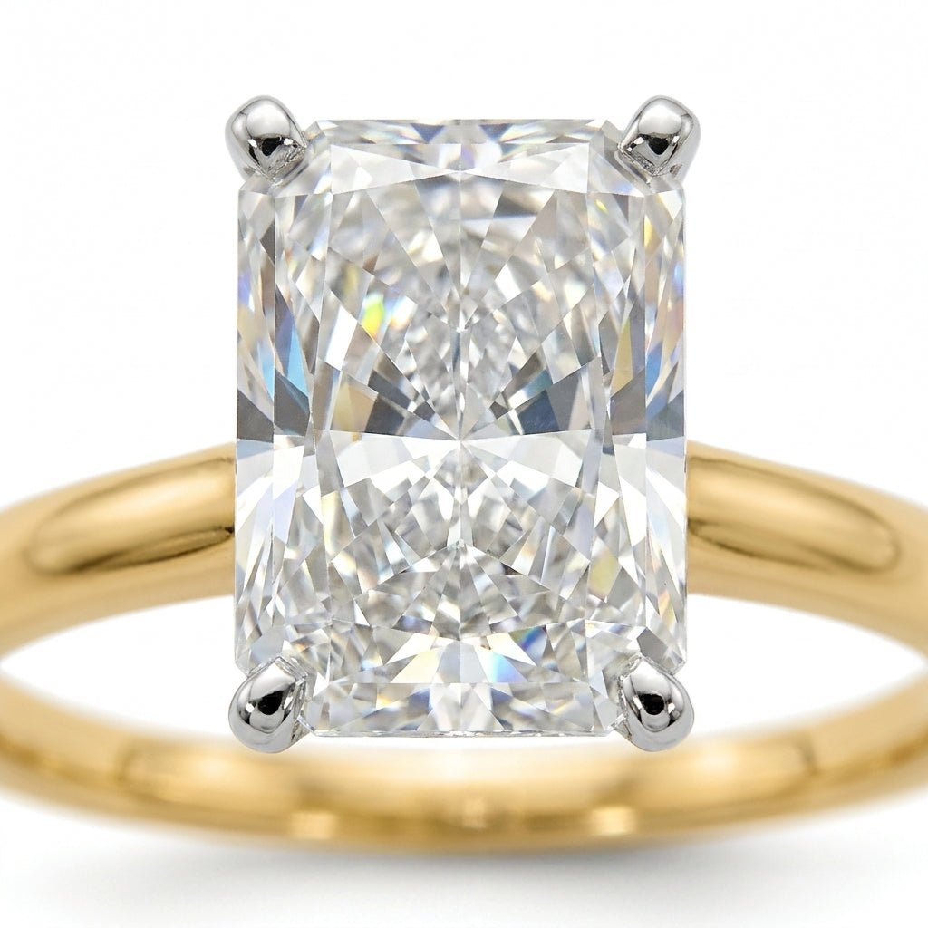 SOL-250RA-0LD Radiant solitaire engagement ring macro-sparkle