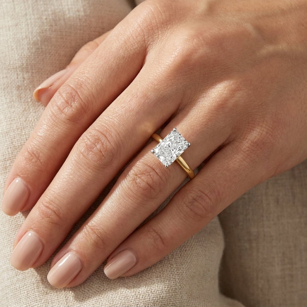 SOL-250RA-0LD Radiant solitaire engagement ring hand-model