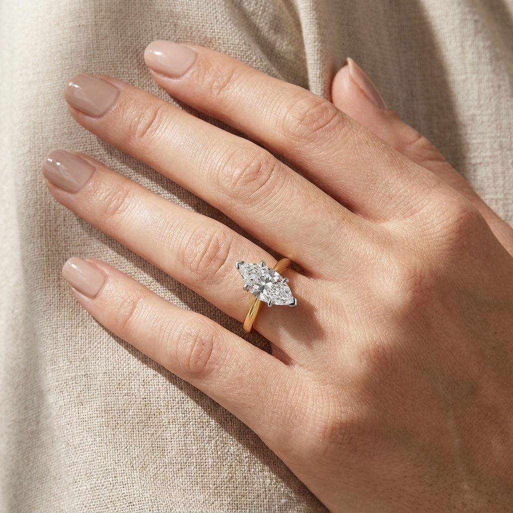 RM12603C-LD Round solitaire engagement ring hand-model