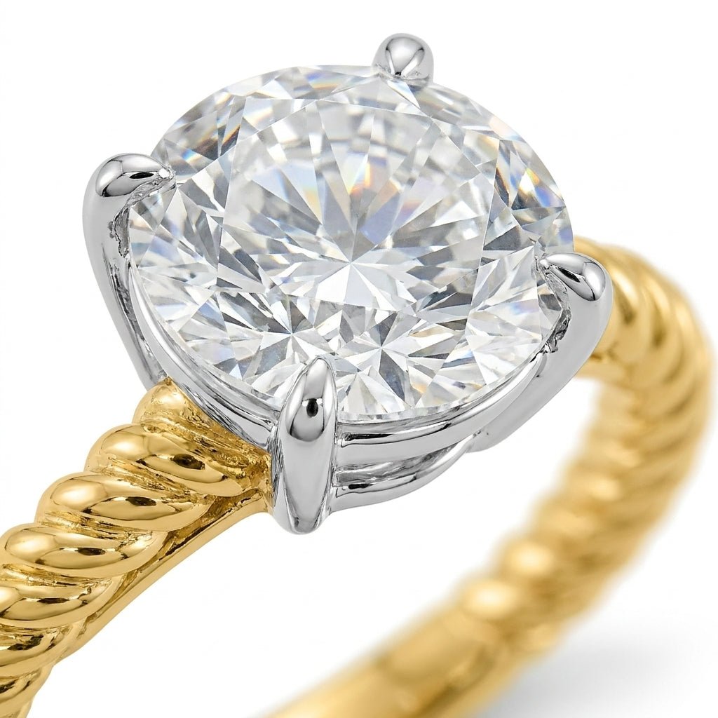 RM12986-250-LD Round solitaire engagement ring macro-sparkle