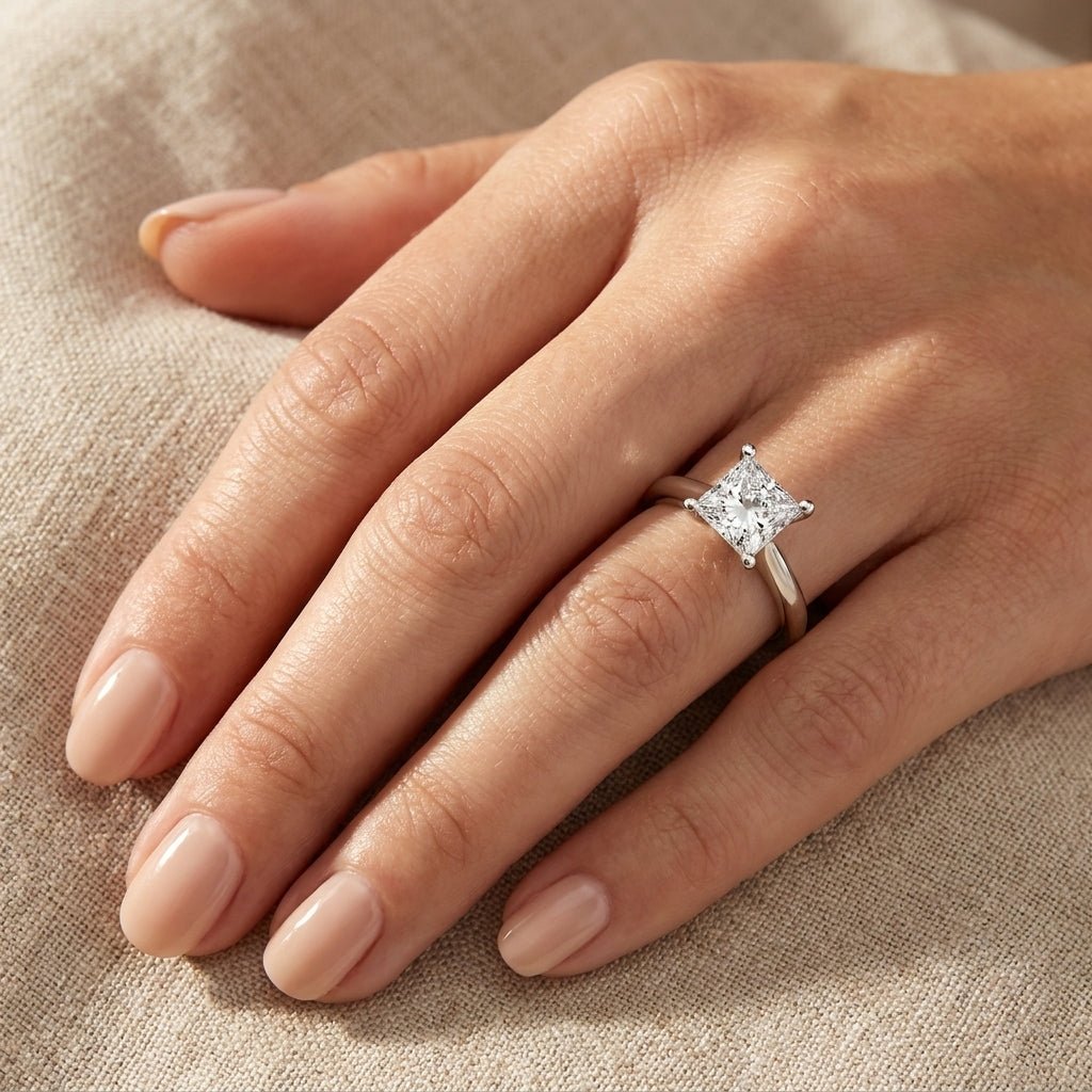 RM12573C-WLD Princess solitaire engagement ring hand-model