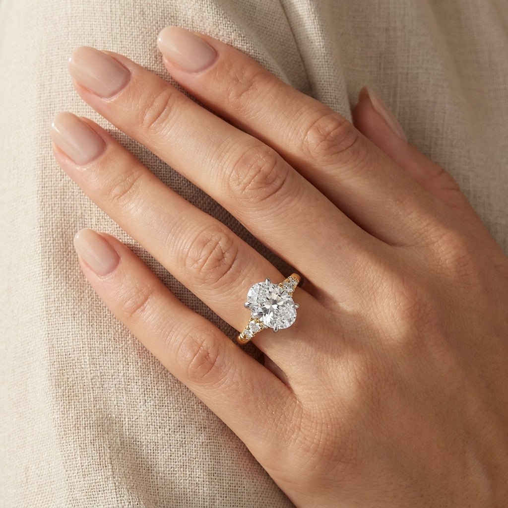 RM12986-300-LD Round solitaire engagement ring hand-model