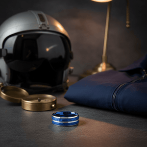 KAMIKAZE — close-up detail — men's tungsten carbide wedding ring | Aydins Jewelry