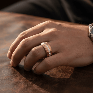 LOPEZVILLE — Lifestyle photo on hand — men's tungsten wedding ring.