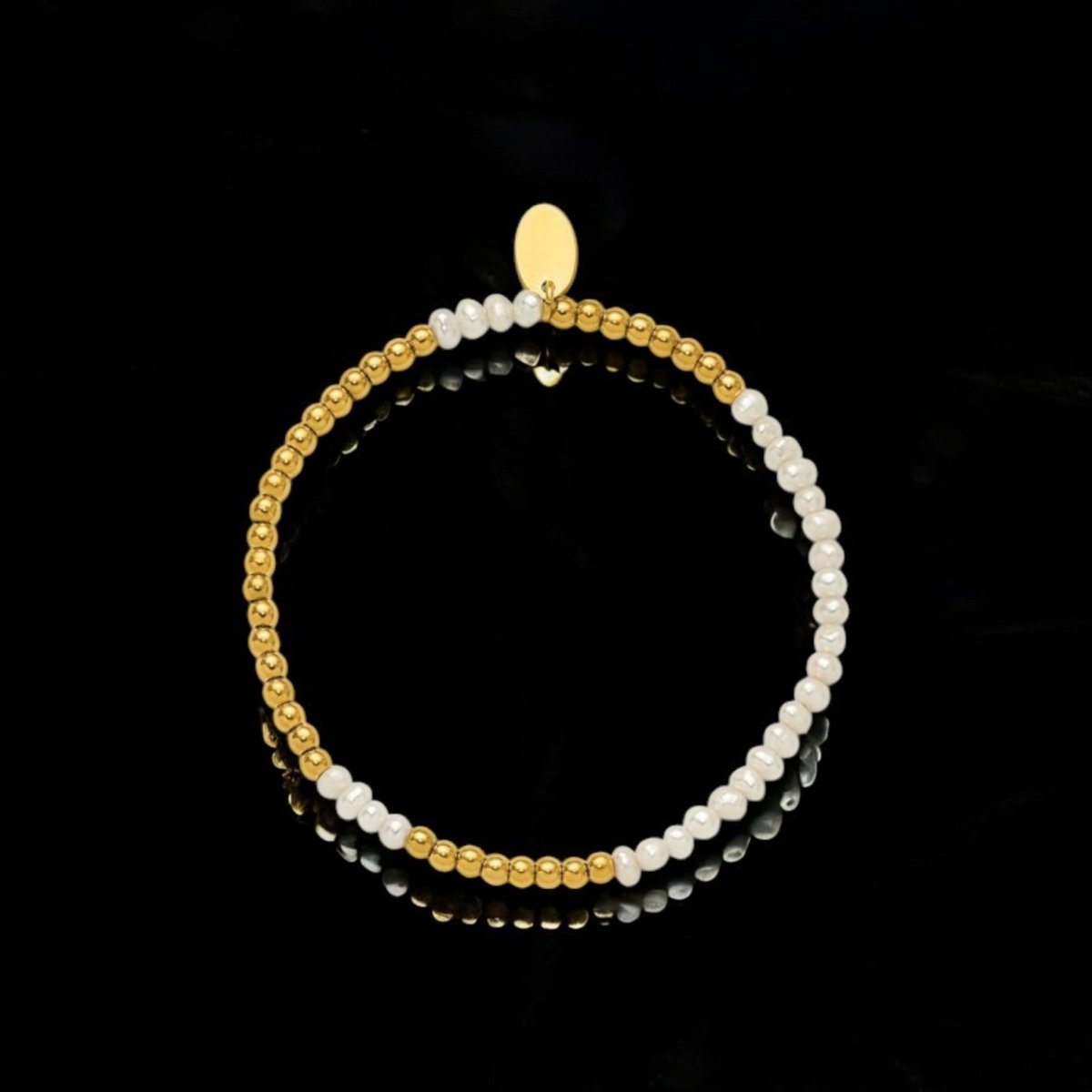 Elegant Women's Bracelet with Freshwater Pearls