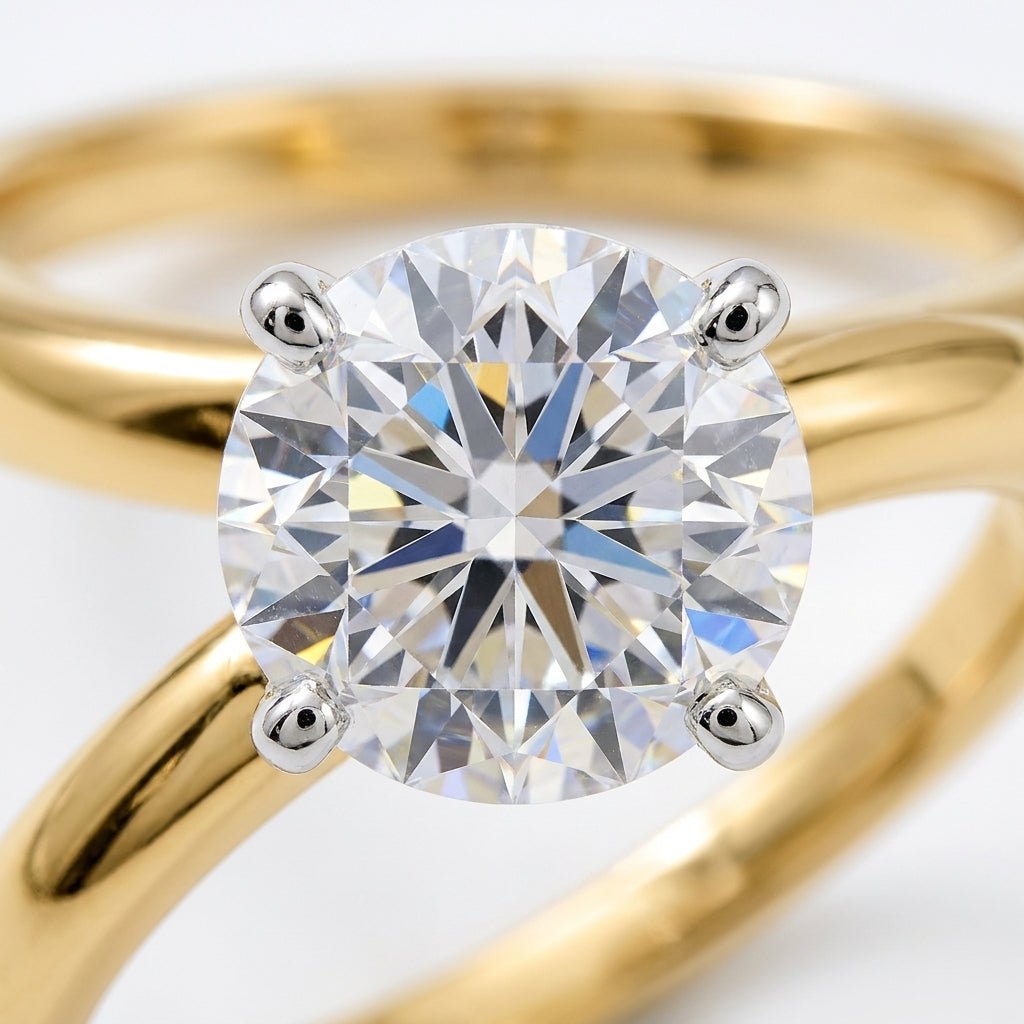 RM12972-200-LD Round half-bezel engagement ring macro-sparkle