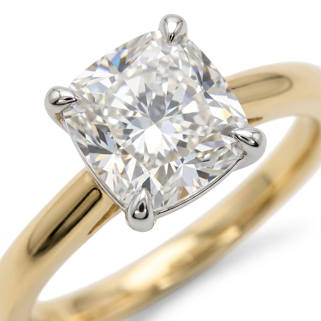 RM12346-250C-WYLD Cushion solitaire engagement ring macro-sparkle