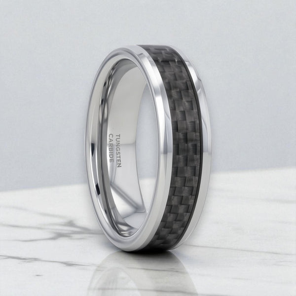 MAXIMA tungsten ring with black carbon fiber inlay and beveled edges