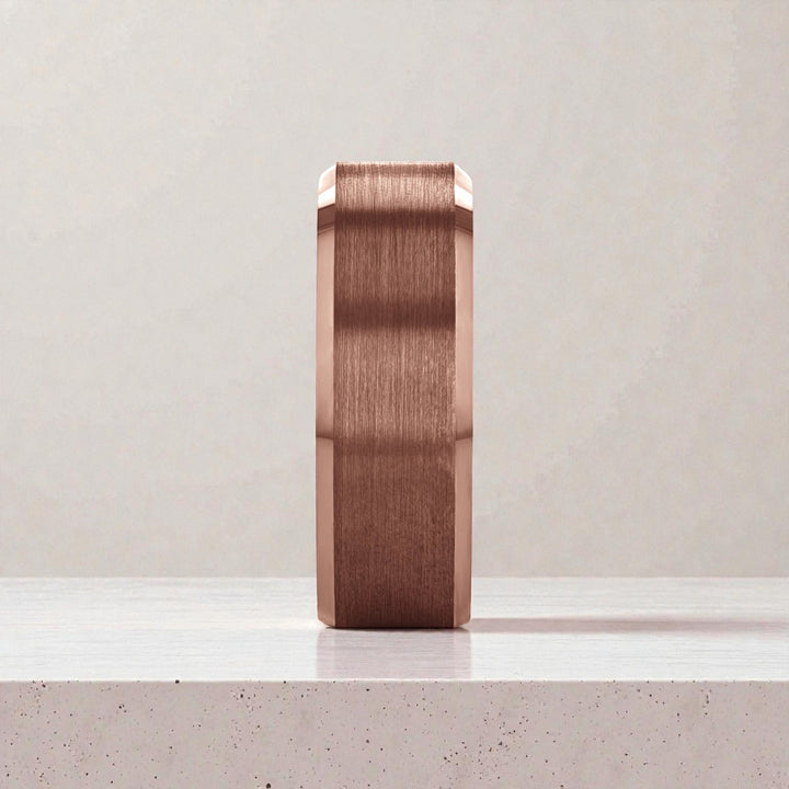 Side view of flat beveled 8 mm tungsten ring