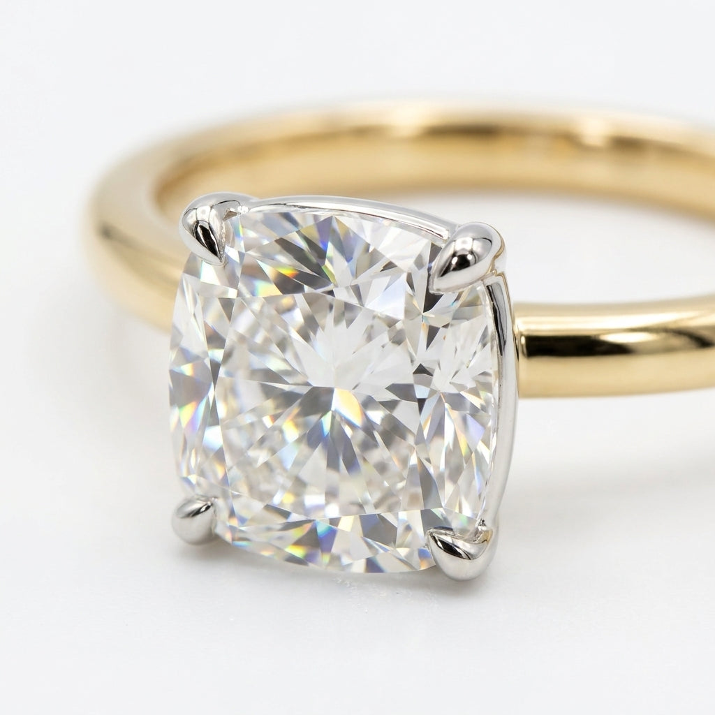 RM12841-250C-LD Cushion solitaire engagement ring macro-sparkle