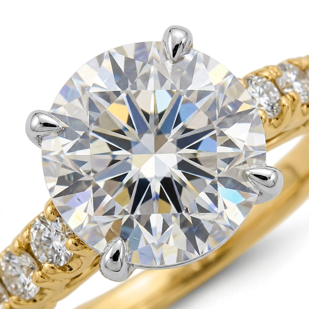 RM12986-300-LD Round solitaire engagement ring macro-sparkle
