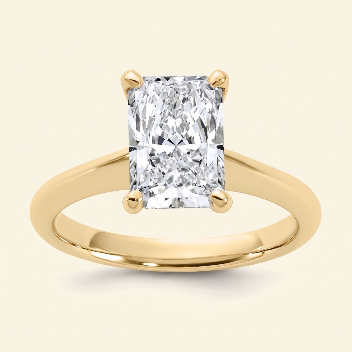 Radiant lab-grown diamond solitaire engagement ring, Yellow Gold, face-on detail macro